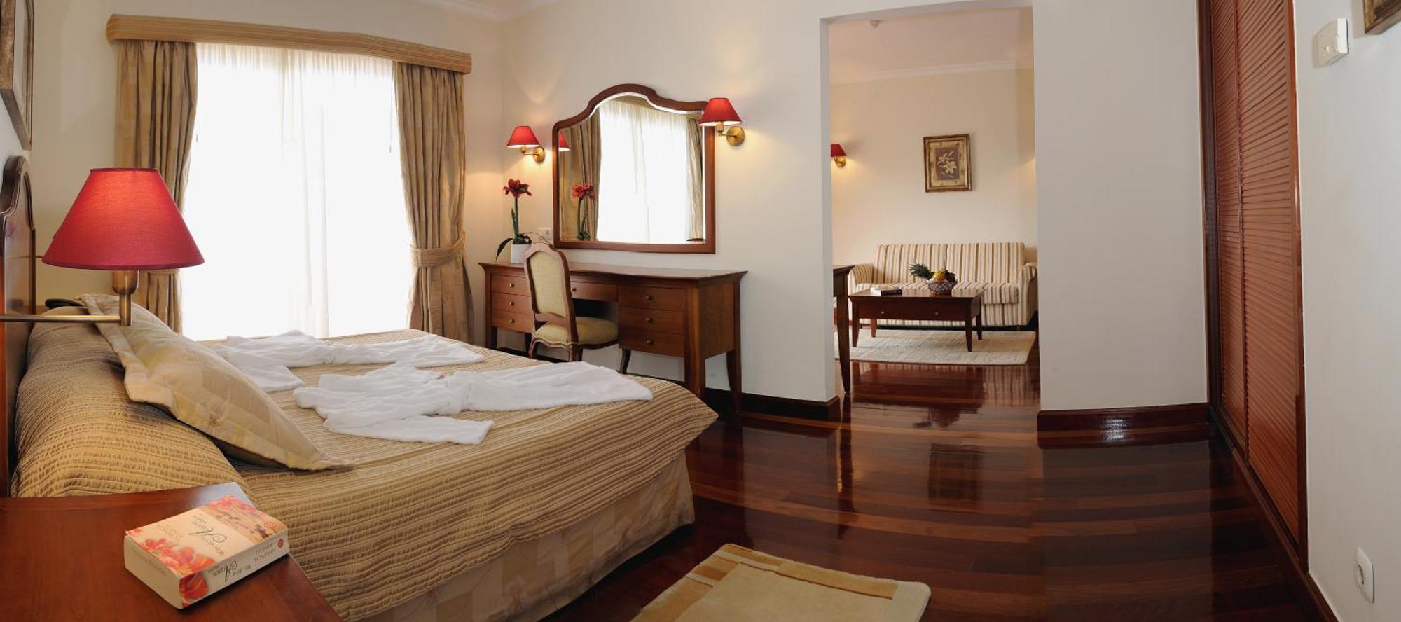 Junior Suite Sea View,1433128366:JPEG