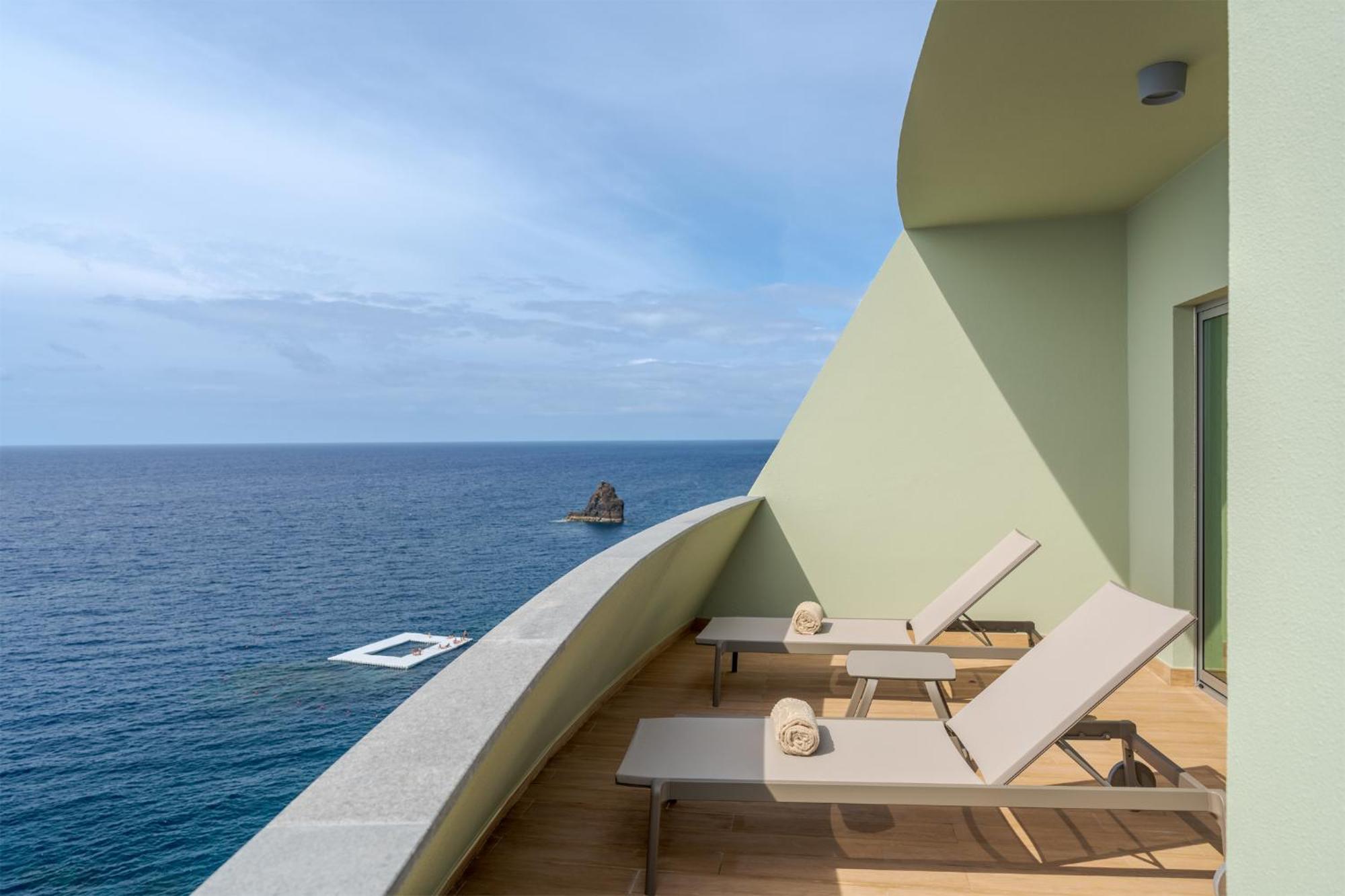 Triple Suite Sea View,1516401961:JPEG