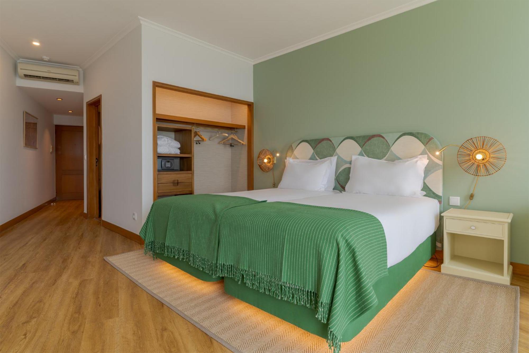 Superior Double or Twin Room Sea View