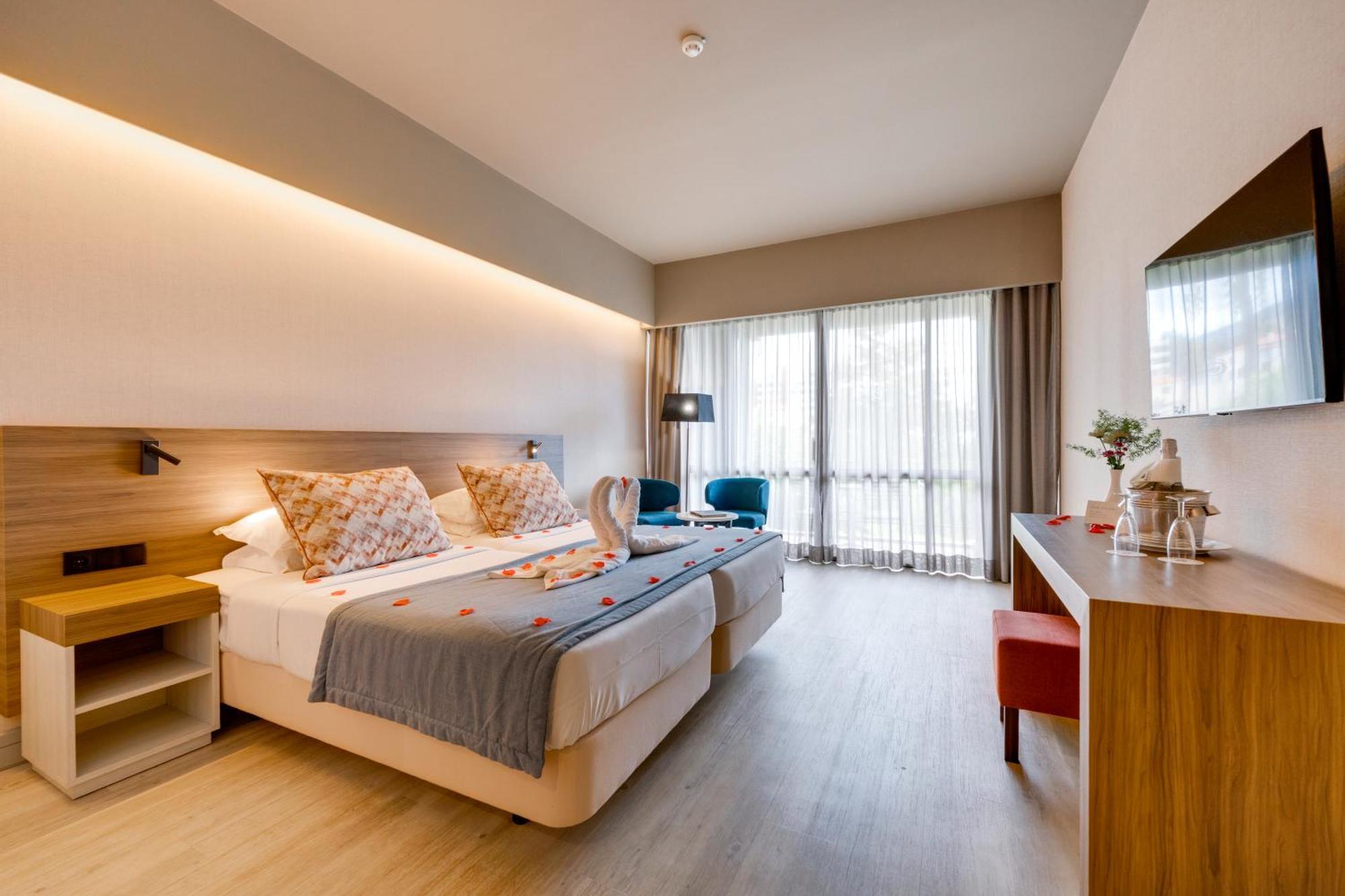 Superior Twin Room Balcony